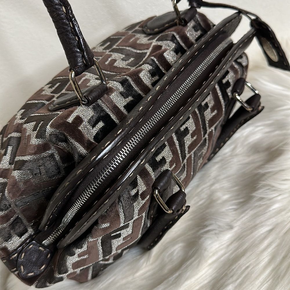 💯 Authentic Fendi Selleria Zucca Hsndbsg🍀 - Picture 11 of 16